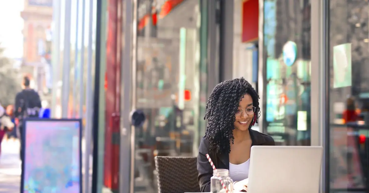 Comment choisir le meilleur VPN pour vos voyages connectés