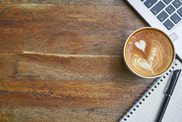Les meilleures astuces pour voyager connecté en toute sécurité