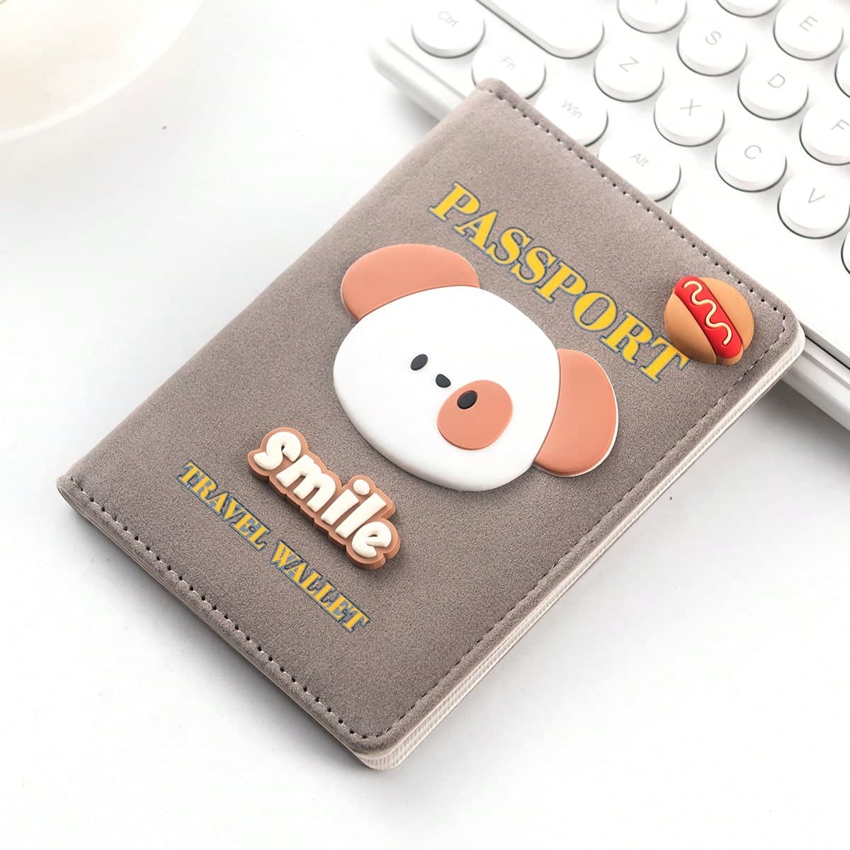Mignon porte-passeport de chien en peluche Porte-monnaie de voyage Organisateur de carte de rangement de carte SIM Couverture de billet d\"avion
